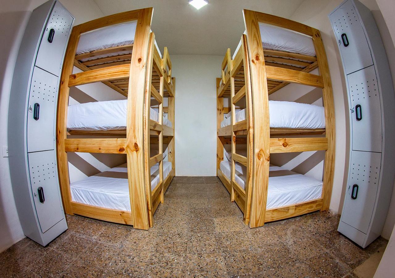 Einzelbett im Schlafsaal mit 6 Betten