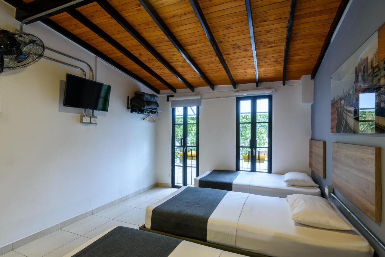 Triple Room,1244336095:JPEG