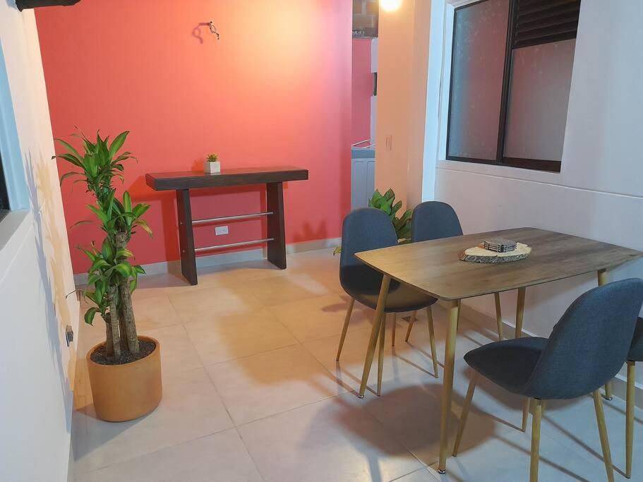 Three-Bedroom Apartment,1366337825:JPEG