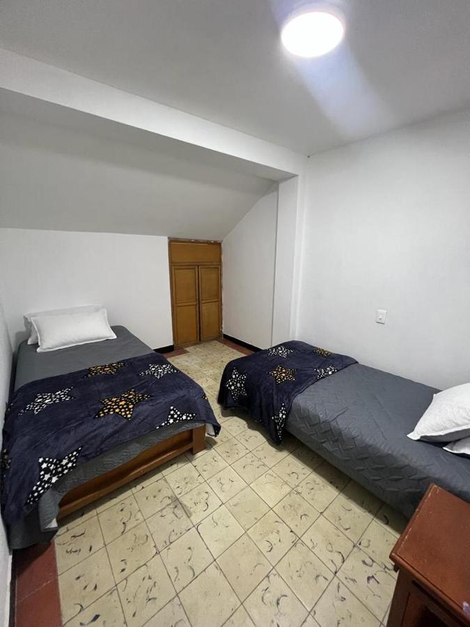 Twin Room,1429780699:JPEG