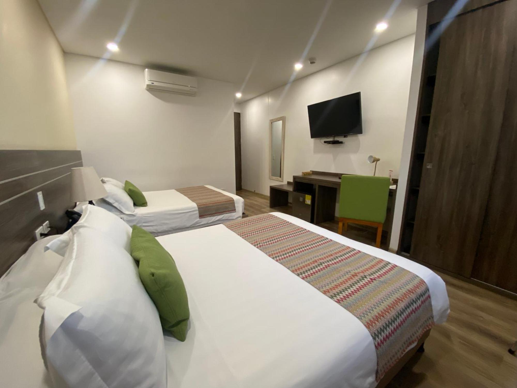 Deluxe Family Room