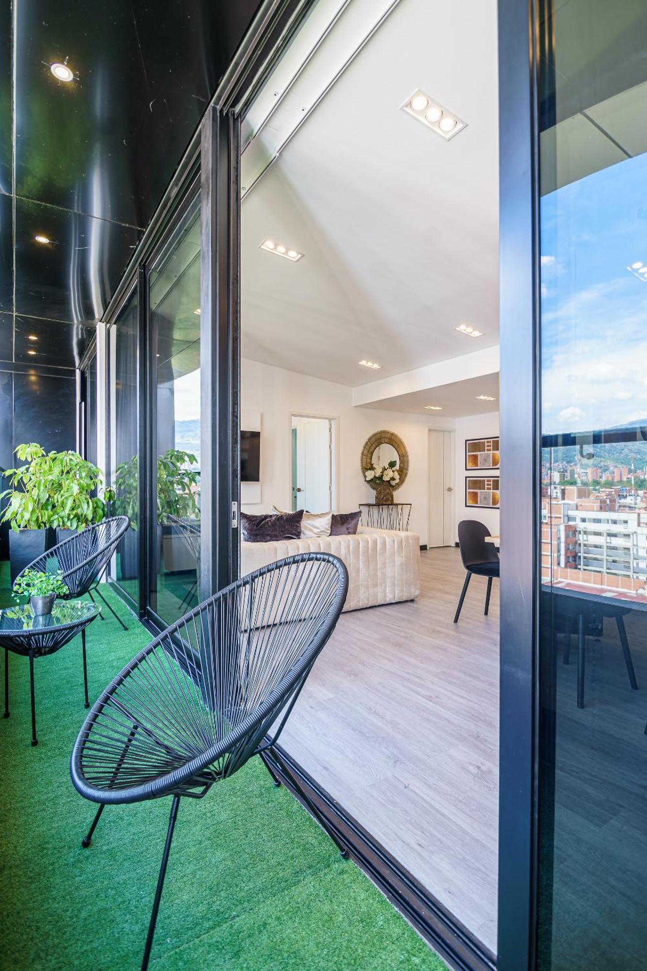 Apartment with Balcony