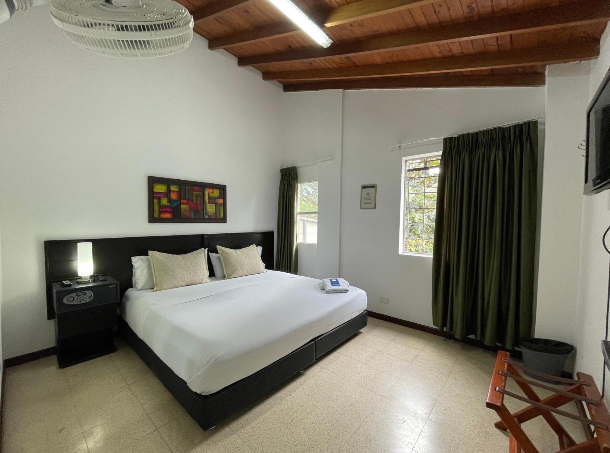 Standard Double Room,1632272449:JPEG