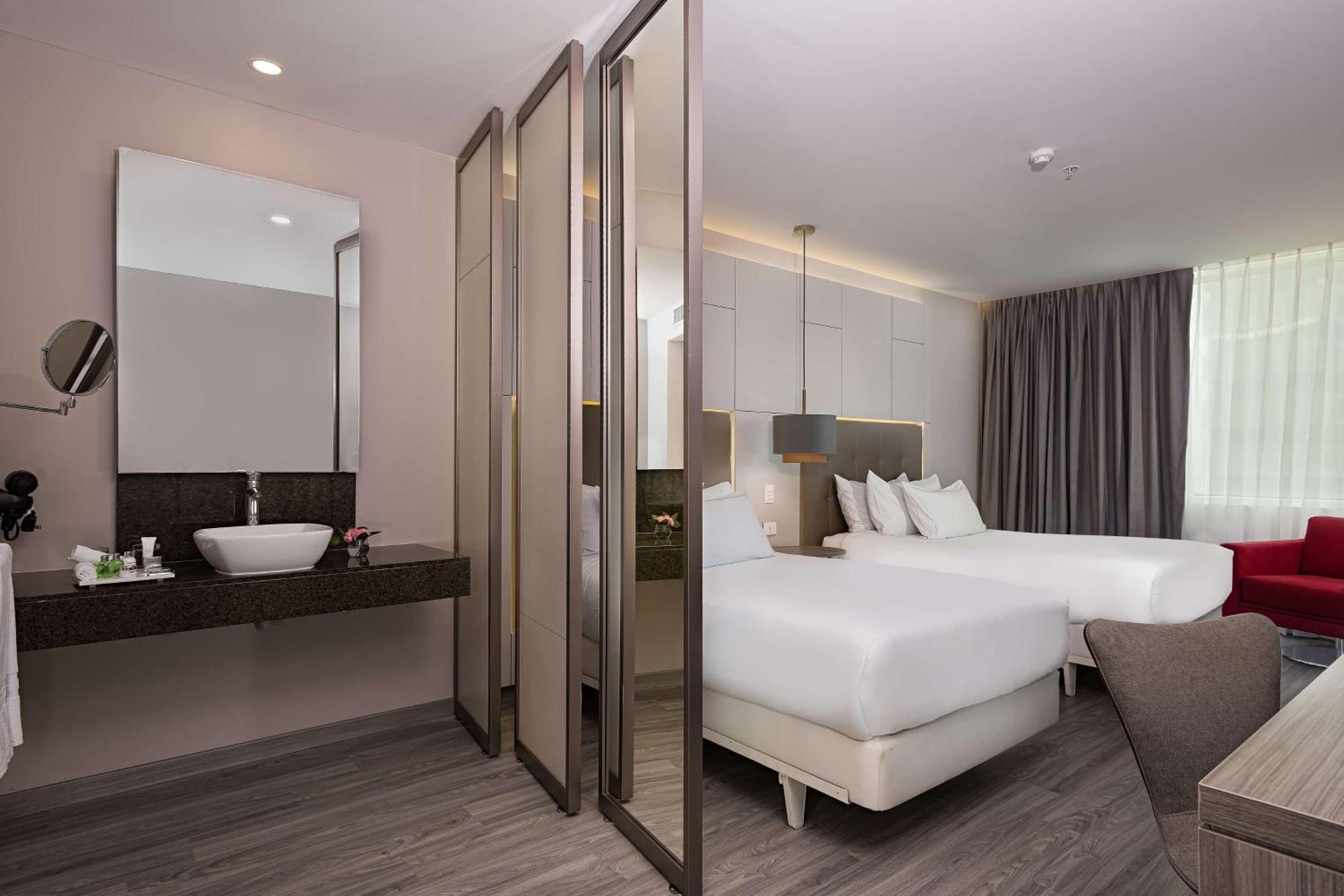 Family Room,1642324926:JPEG