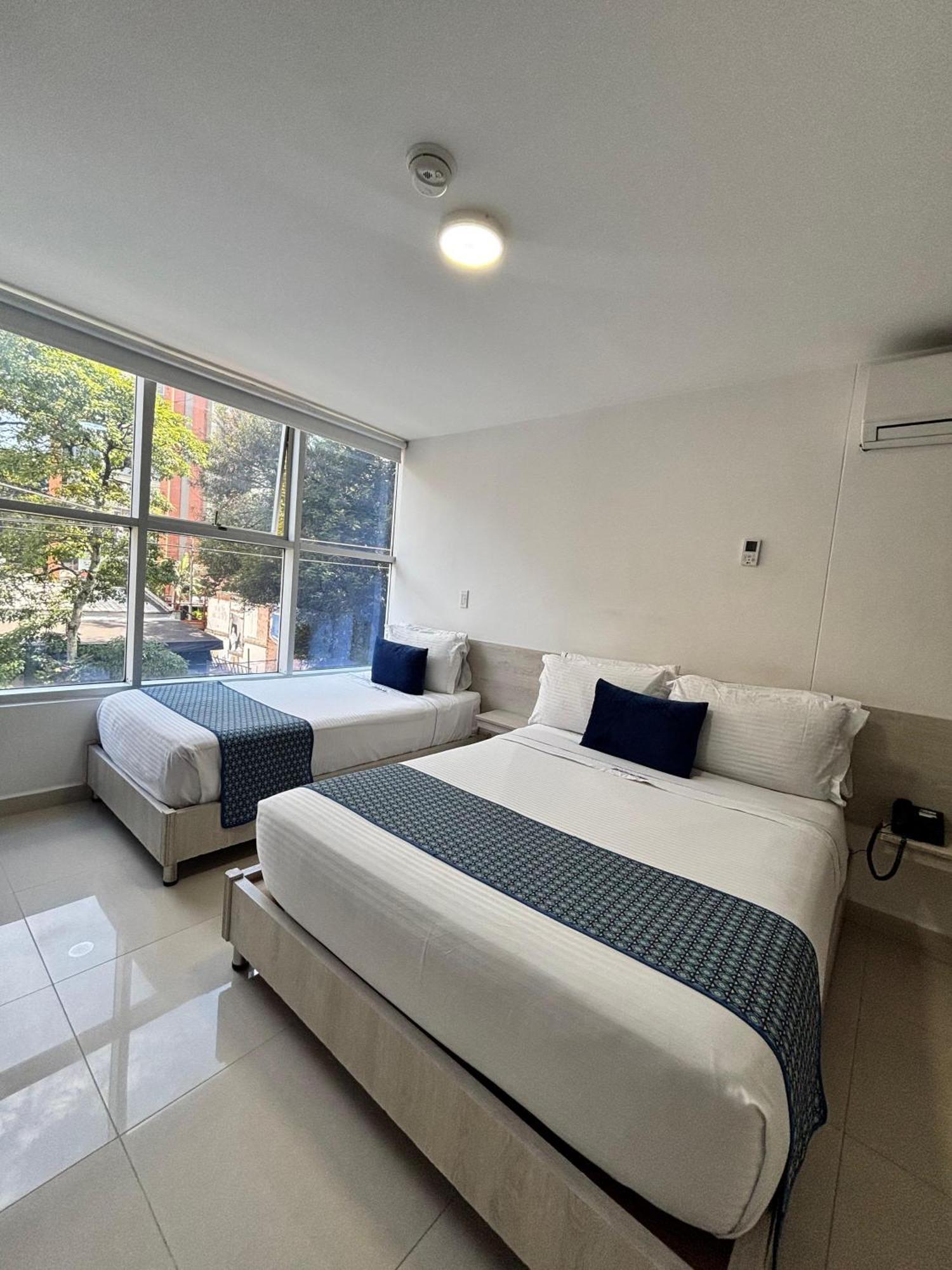 Family Room,1717133547:JPEG