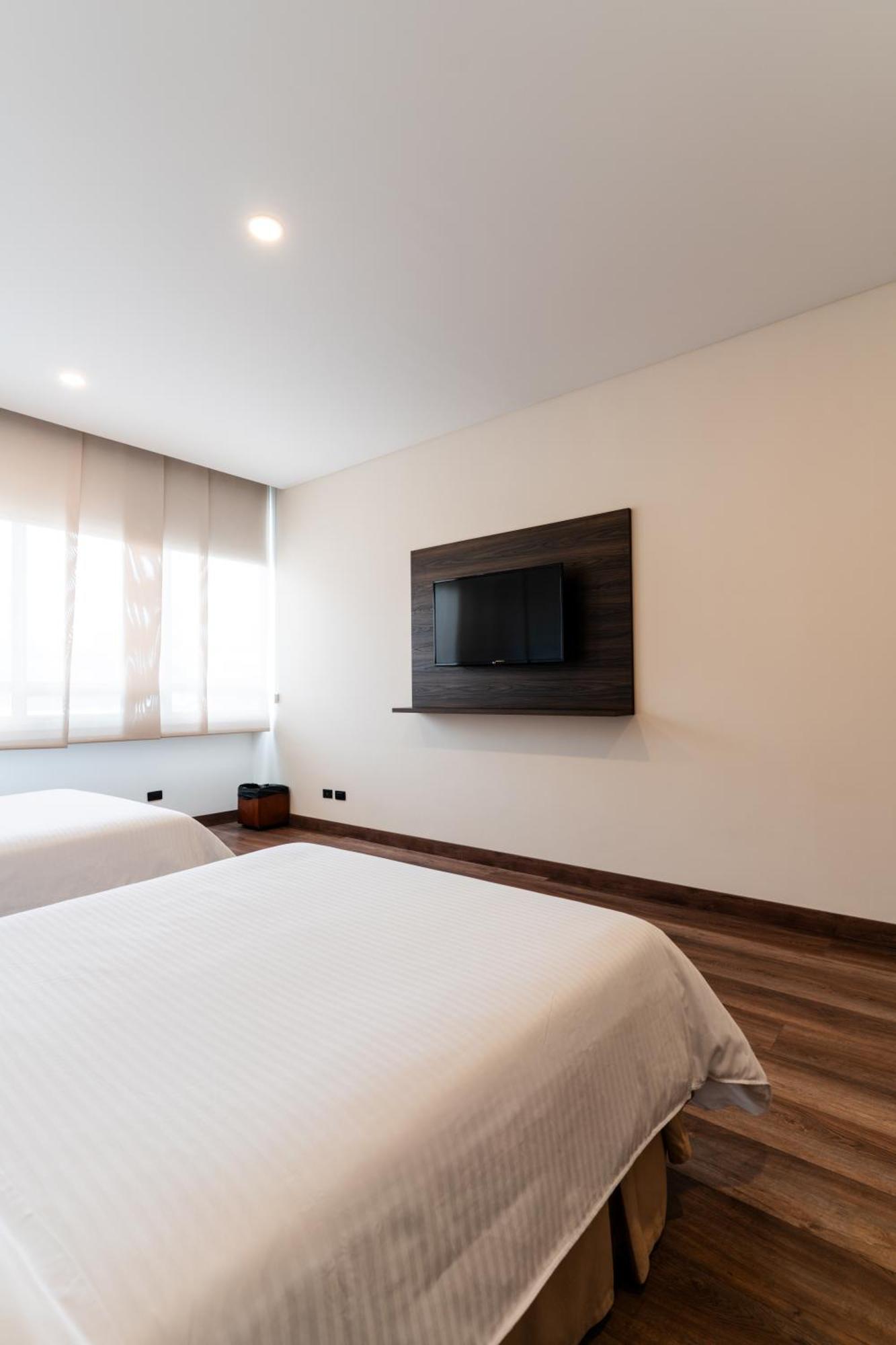 Double Room with Two Double Beds - Non-Smoking