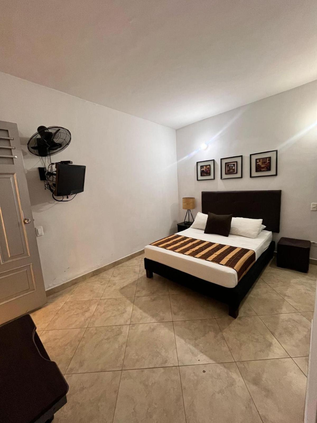 Double Room,1756531247:JPEG