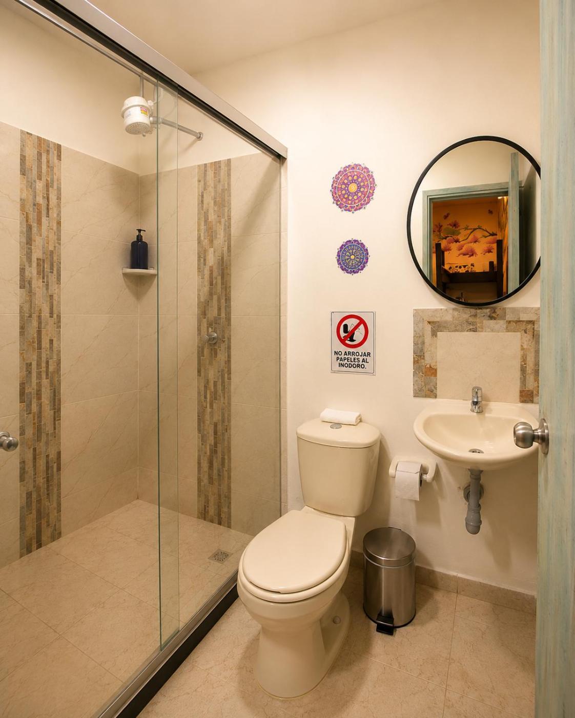 Habitación Familiar con baño privado