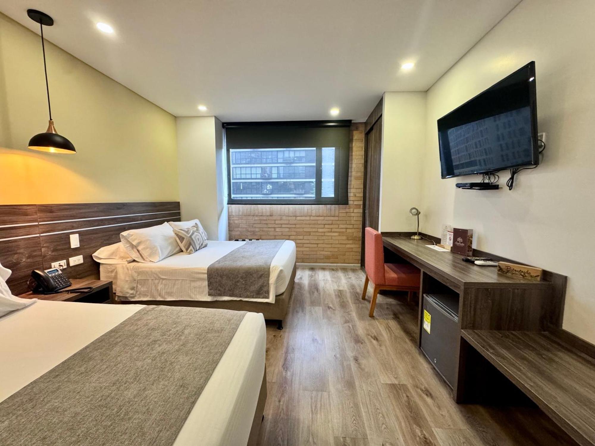 Deluxe Family Room