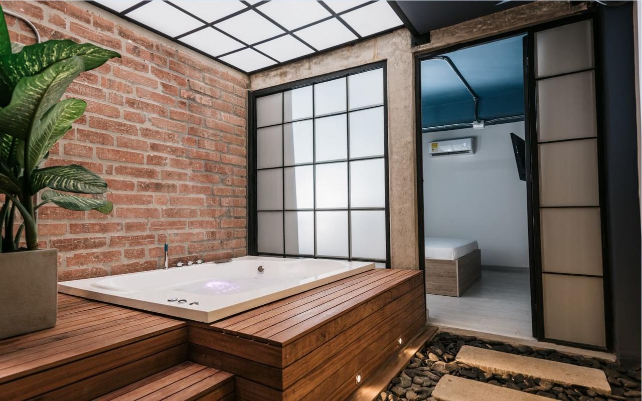 Apartamento con bañera de hidromasaje