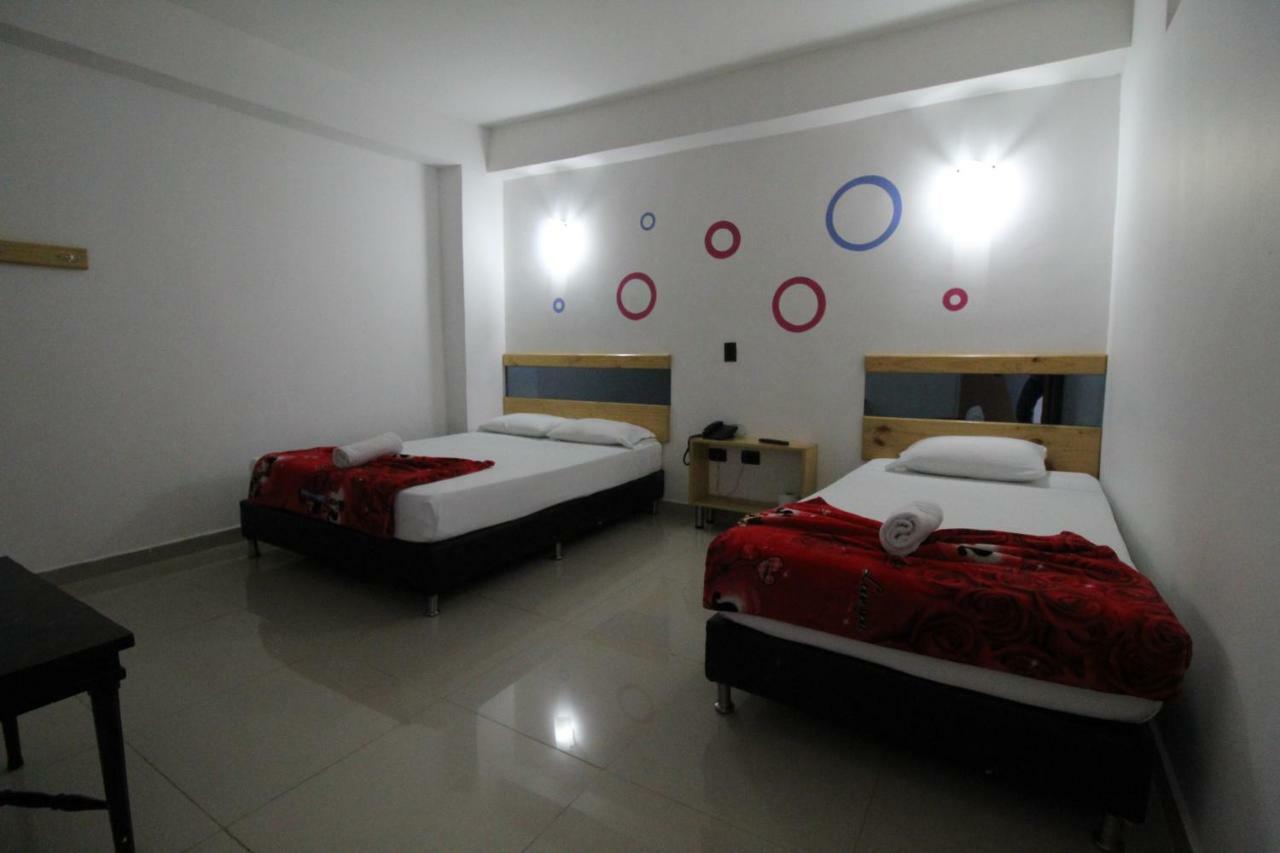 Twin Room,824195078:JPEG