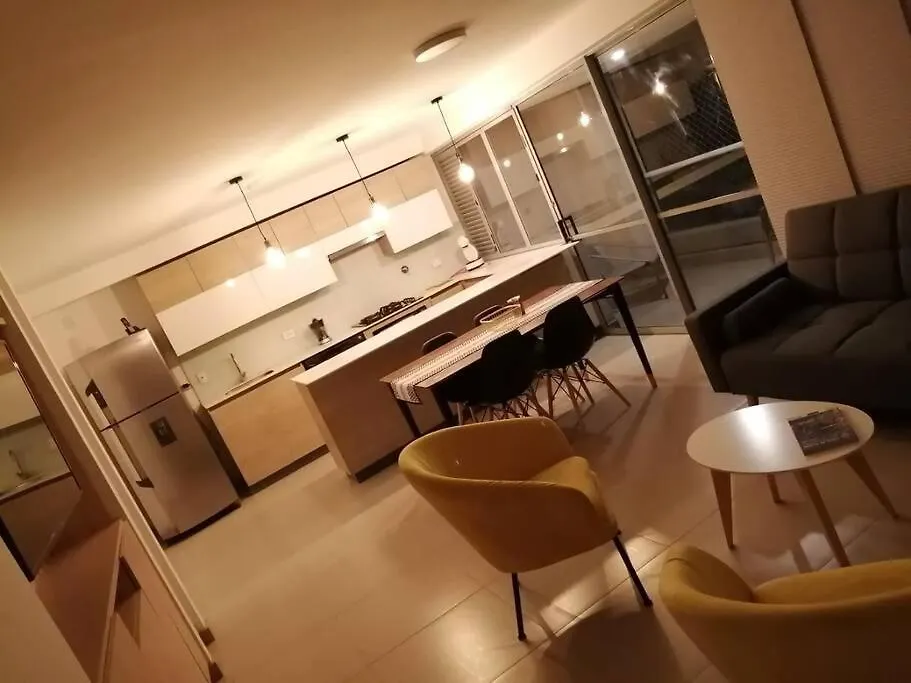 Moderno Apartamento En El Corazon Del Poblado-1