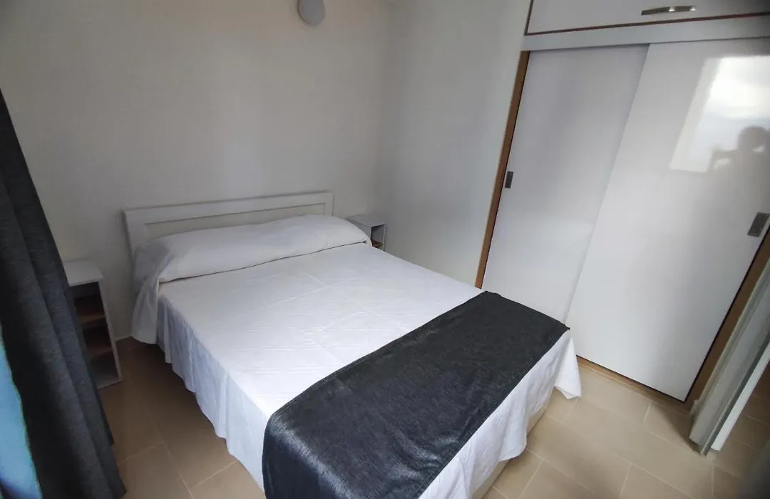 Apartamento Entero Cerca De Av 80 Y Estadio Atanasio Girardot-1