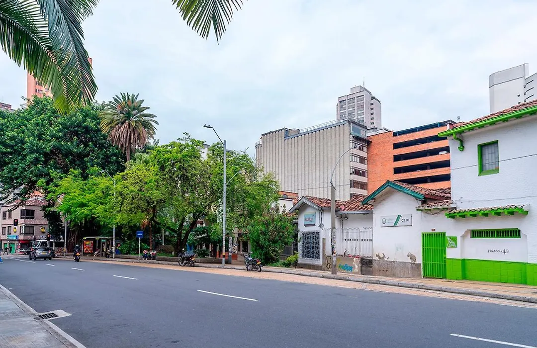 Ayenda Girardot Real-1