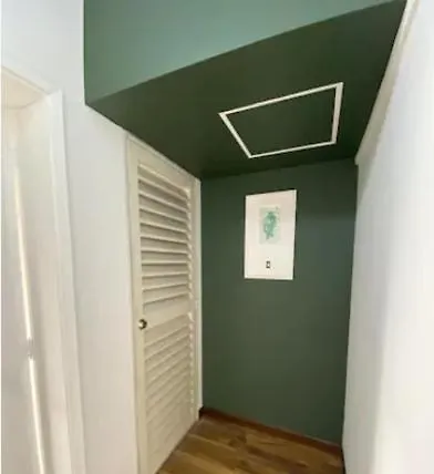 Apartamento Cerca Al Centro Comercial Santafe A105 By Roots Rentals-1
