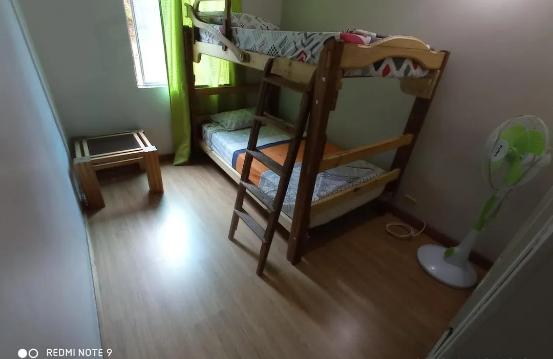 Apartamento 201 Amplio Y Comodo Medellin 90 Mts-1