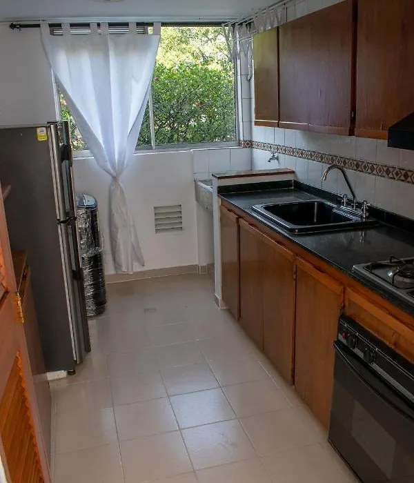 Acogedor Apartamento En Alquiler En El Poblado-1