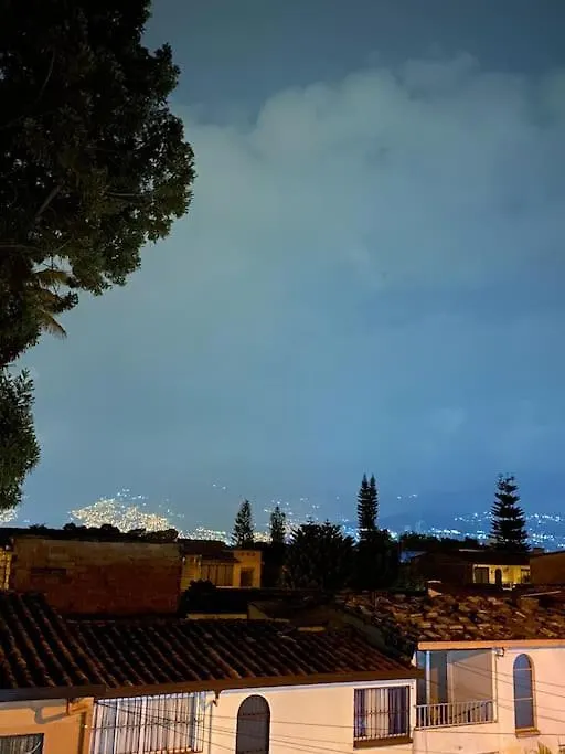 Hermoso Alojamiento Completo En Loma De Los Bernal-1