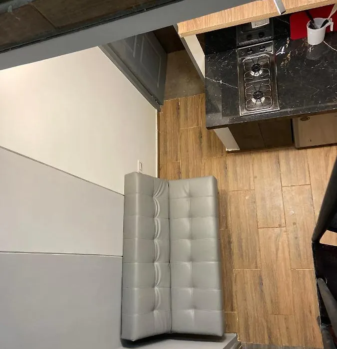 Pequeño loft la 70 laurles-1