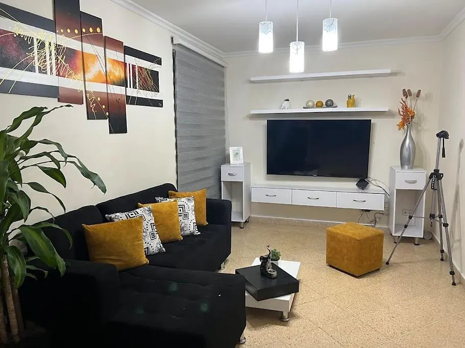 Bello Apartamento Entero En El Centro De Medellin-1