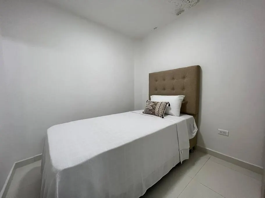 Renewed 3Hab/2Bat In Laureles-1