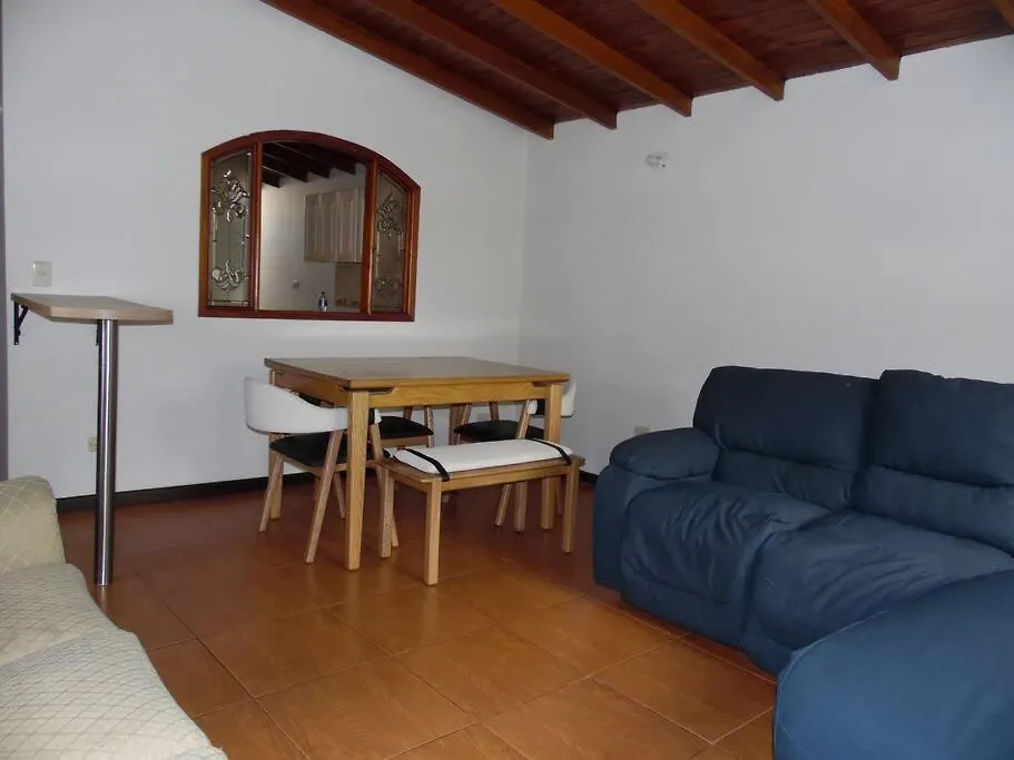 Apartamento Amoblado En Medellin, Av 80-1