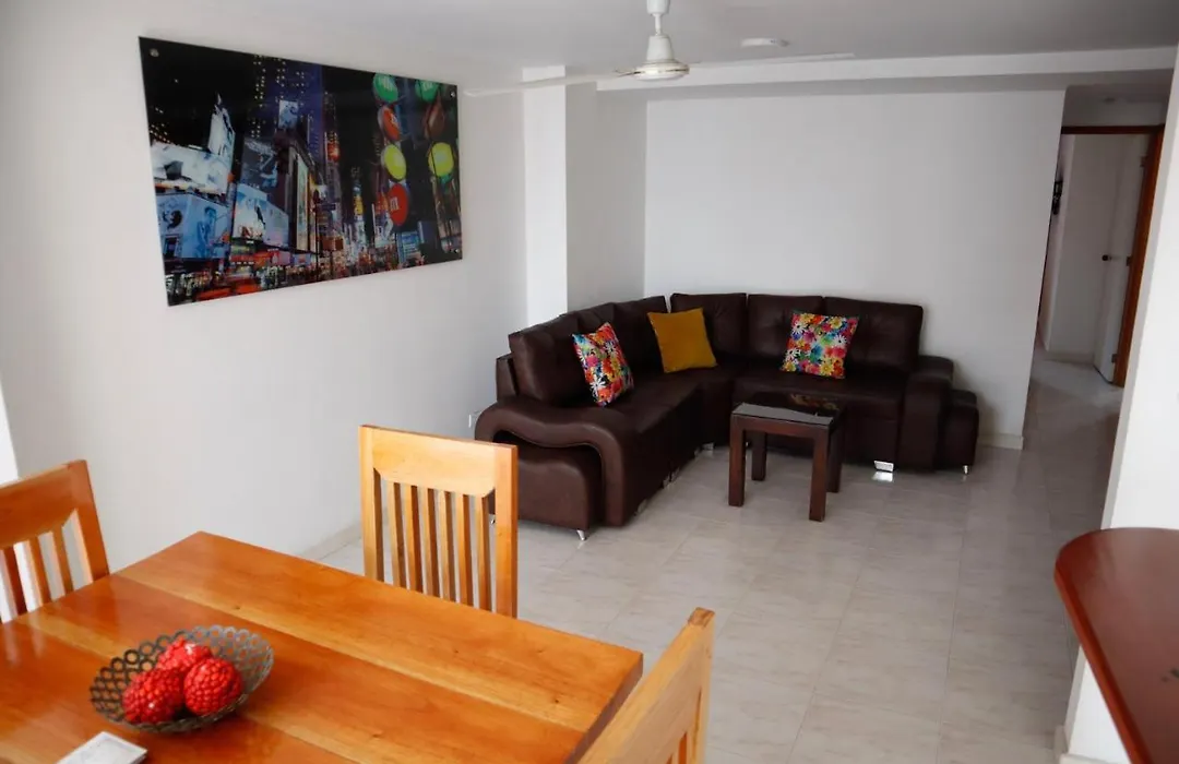 Hermosos Apartamentos, Laureles, Excelente Ubicacion. Gran Oportunidad-1