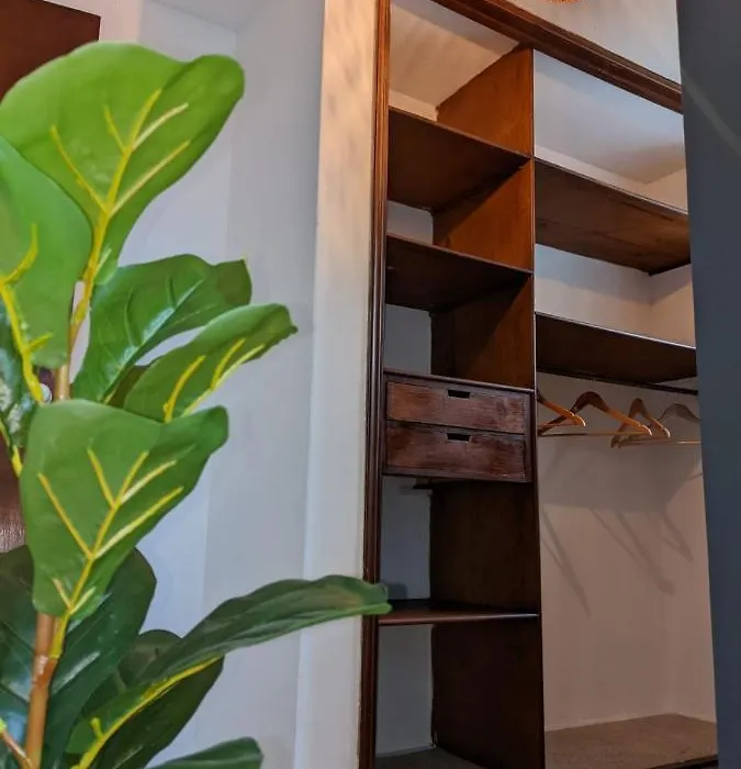Habitacion Privada En El Poblado. Lo Mejor De Medellin Muy Cerca-1