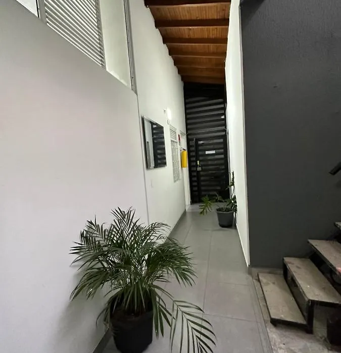 Aparta Estudio Amoblado 3 Medellin, San Joaquin-1