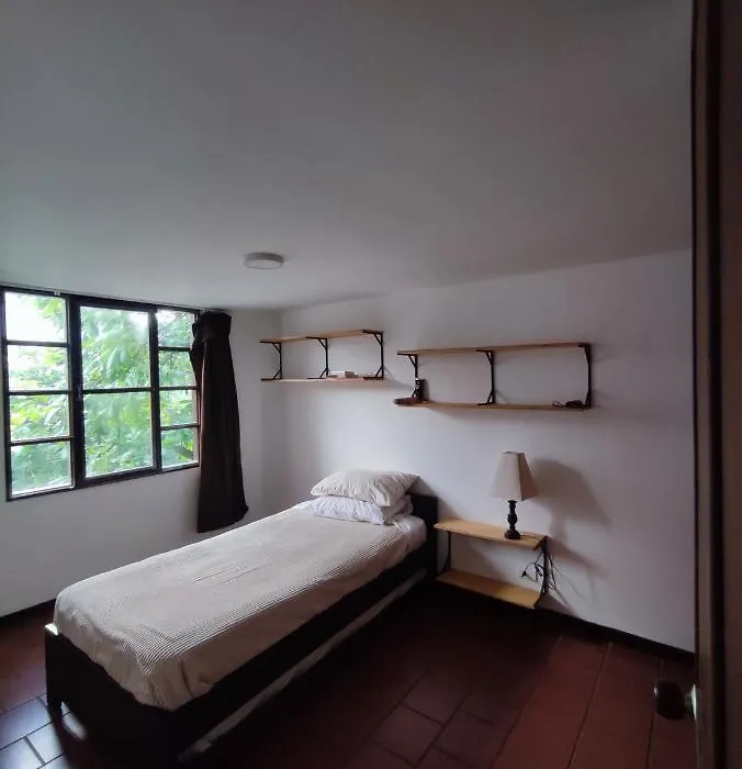 Casa Campestre En La Ciudad-1