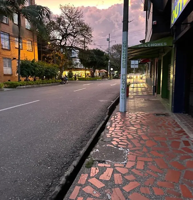 Aparta estudio amoblado Medellin, San joaquin-1