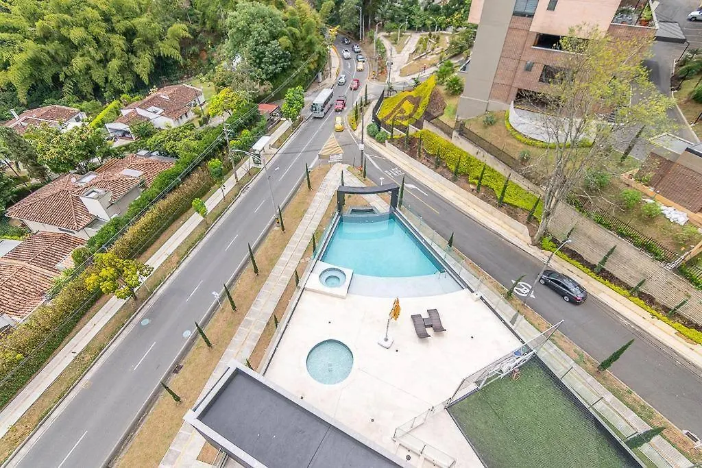 801 El Poblado! Beat Medellin Experience Jacuzzi-1