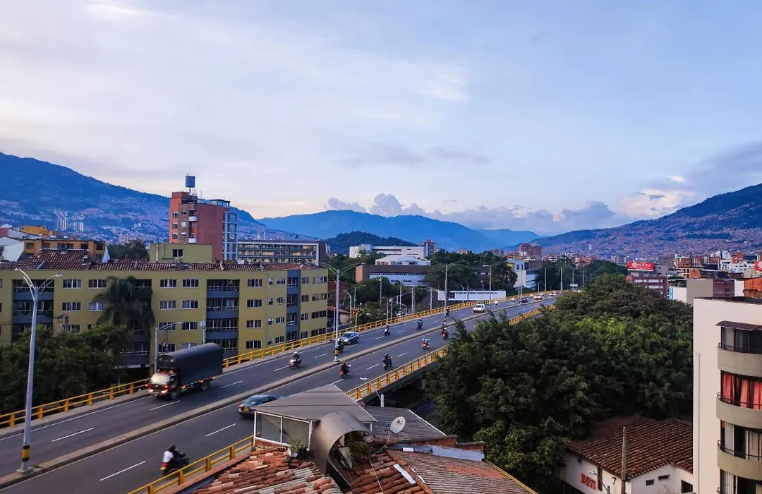 Apartamento En Laureles En La Ubicacion Ideal-1