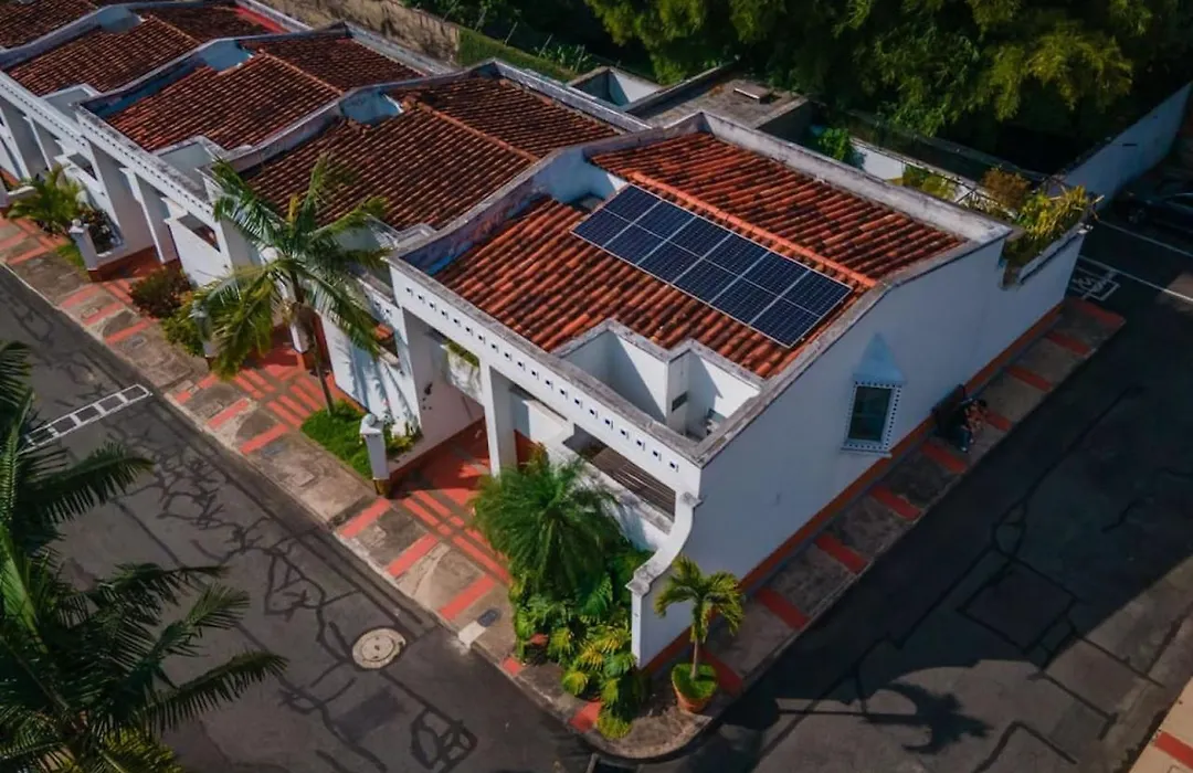 Urbanization La Serrana - Casa 106 Private Home Garden Terrace 250 Wifi Nomad-1