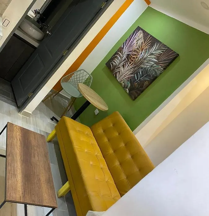 Apartamento duplex Laurles Ubicacion excelente LA70 estadio-1