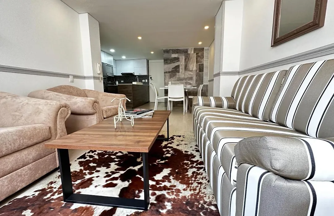 Apartamento Moderno Laureles-1
