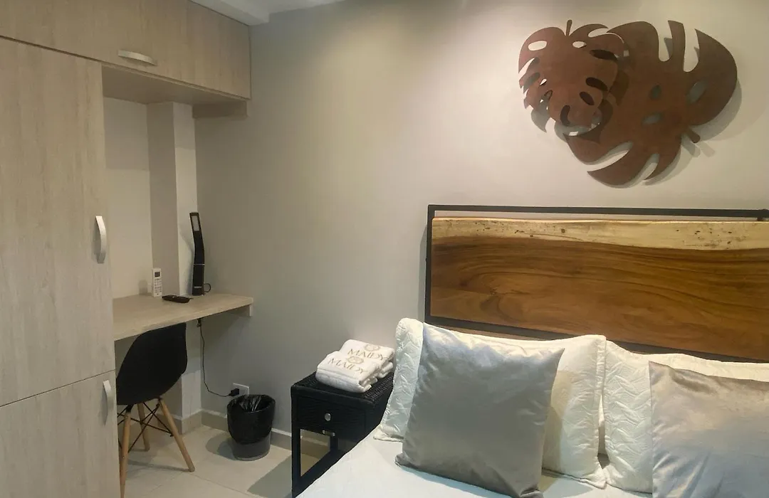 Maidy Luxury Hotel-1