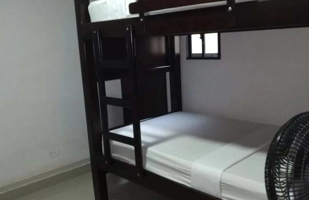 33 Comodo Apartamento Laureles Estadio 3 Habitaciones 3 Banos-1