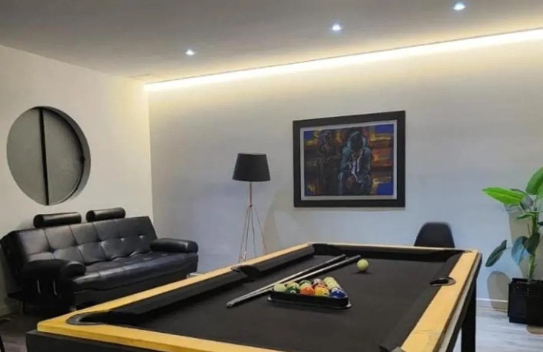 Apartament In The Center Of The Action. Poblado-1
