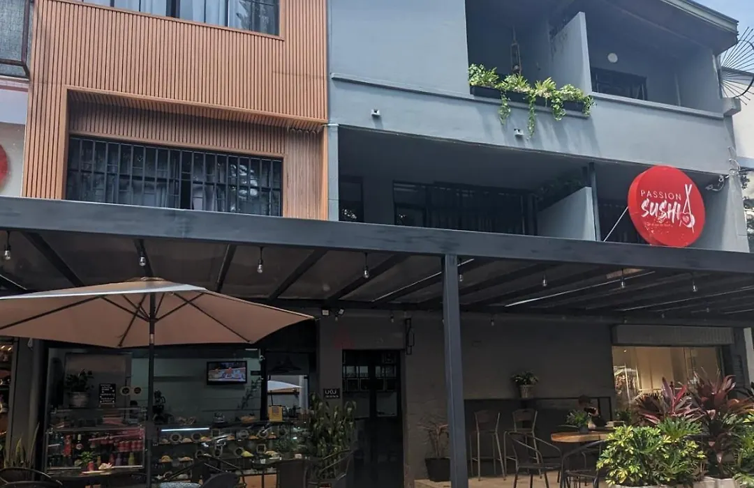 Uku Inn-1