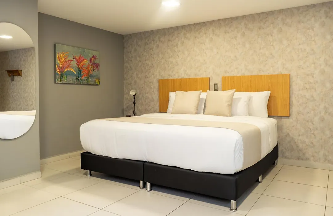 Hotel Bambu Milla De Oro-1
