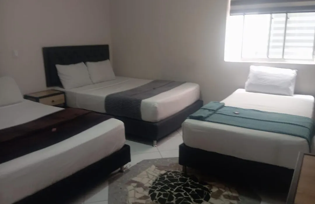 Hotel Picasso 70-1