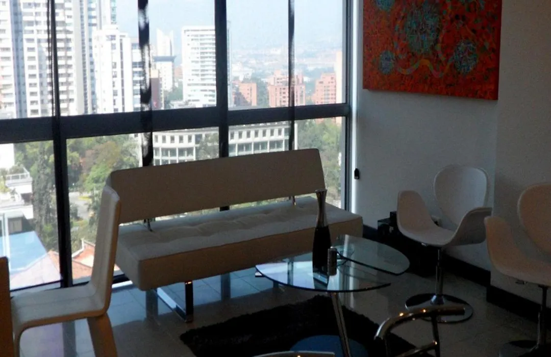 Apartamento En El Poblado De Medellin Colombia-1
