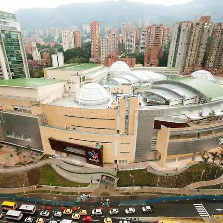 Apartamento En El Poblado De Medellin Colombia-2