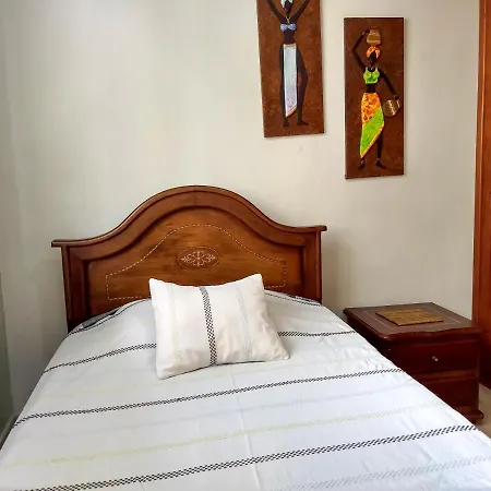 Bueno, Bonito, Barato Y Cerca A El Poblado-3