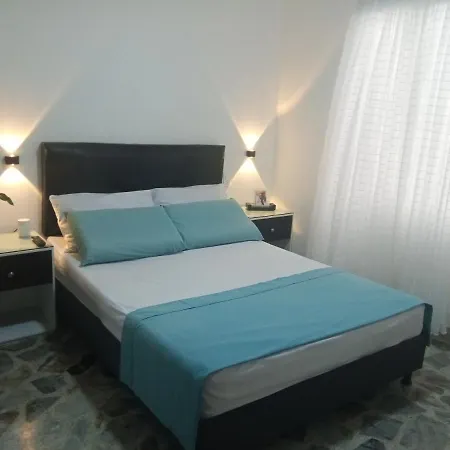 Vip Apartasuites Rosales-2