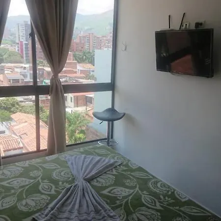 Acogedor Apartamento En Medellin Sector Molinos-2