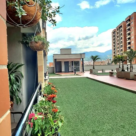 Acogedor Apartamento Con Piscina Y 2 Habitaciones-2