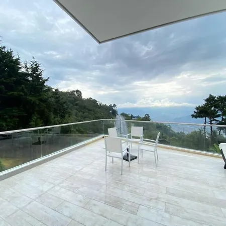 Luxury White House-3