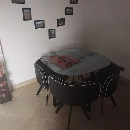Hermoso apartamento totalmente amoblado-3